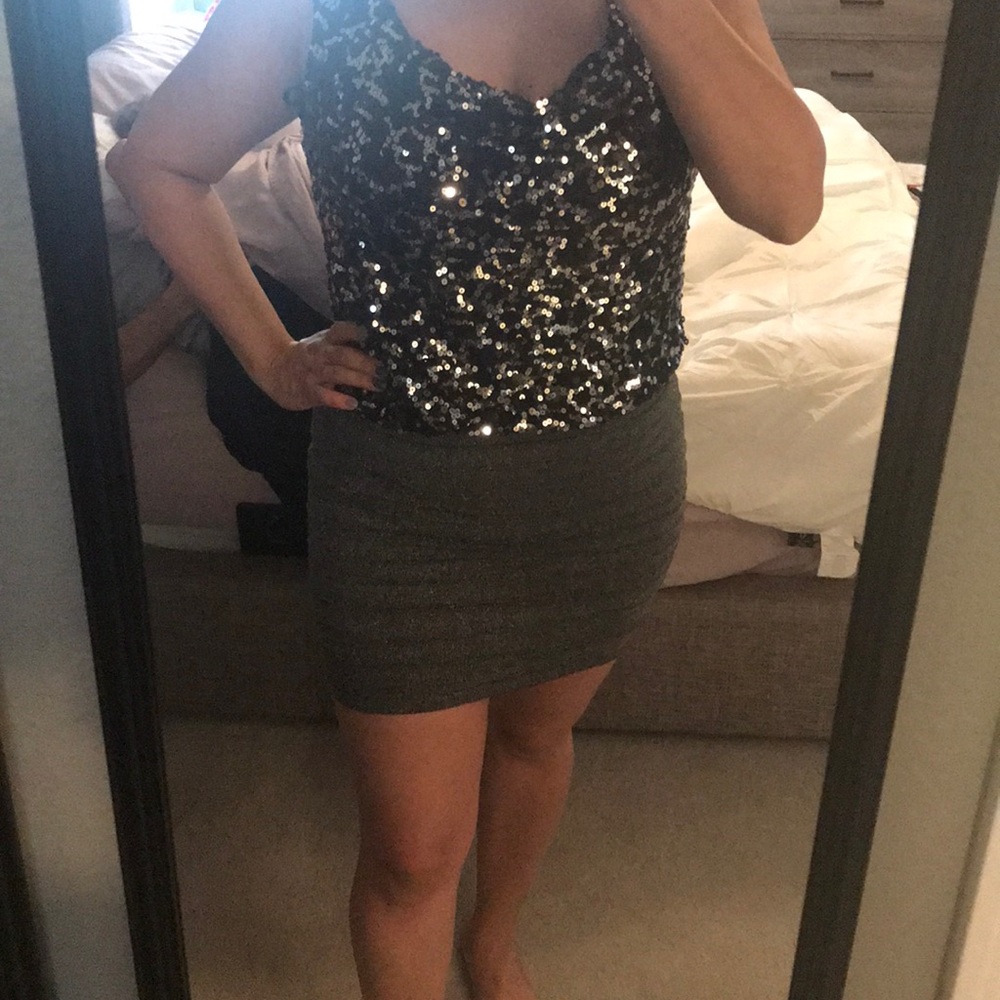Size M sequin dress black/silver